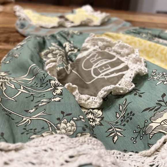 Mustard Pie girls dress size 6. - Picture 7 of 10